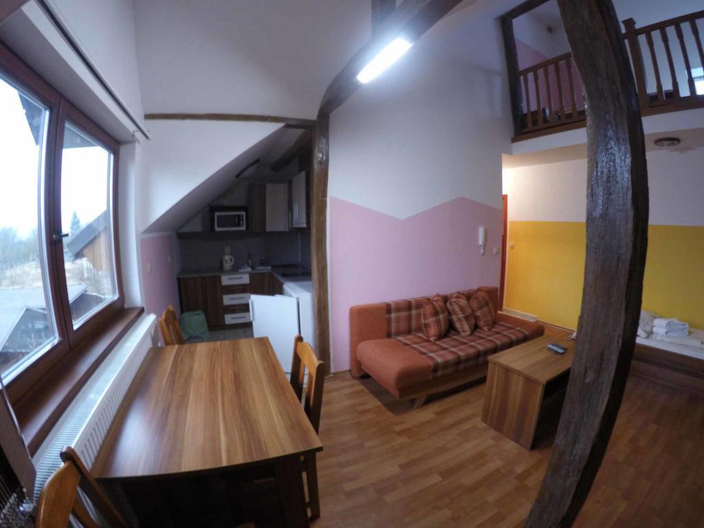 Penzion U Holuba Hradčovice Buitenkant foto